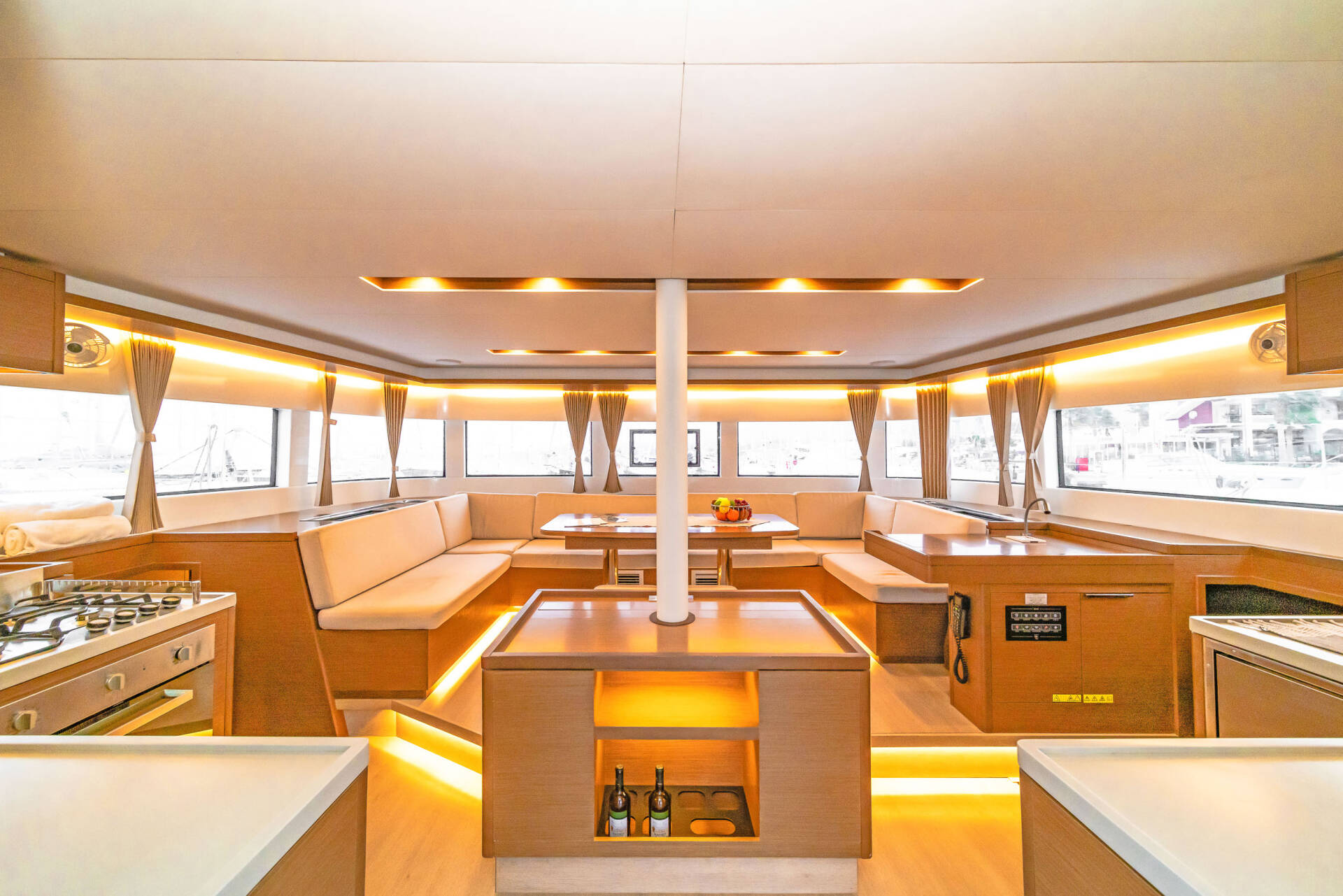 2019 Lagoon 50 na sprzedaż (photo 17)