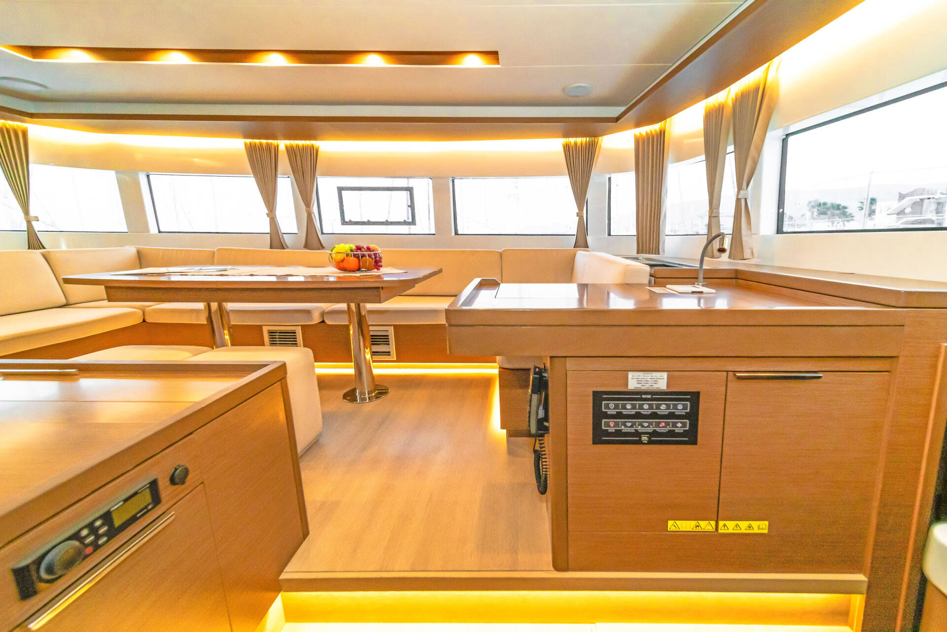 2019 Lagoon 50 na sprzedaż (photo 22)