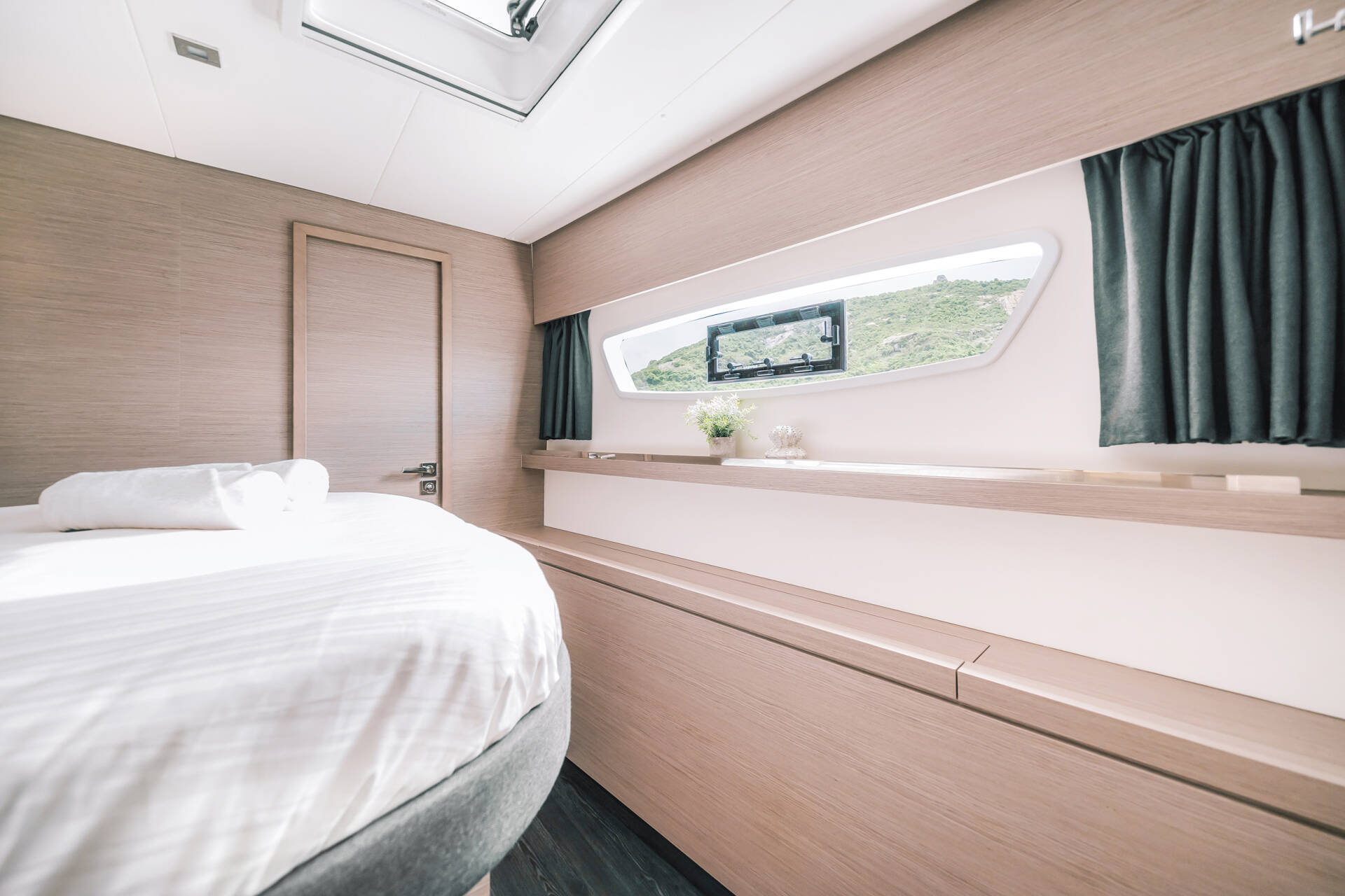 2025 Fountaine Pajot Tanna 47 for sale (photo 37)