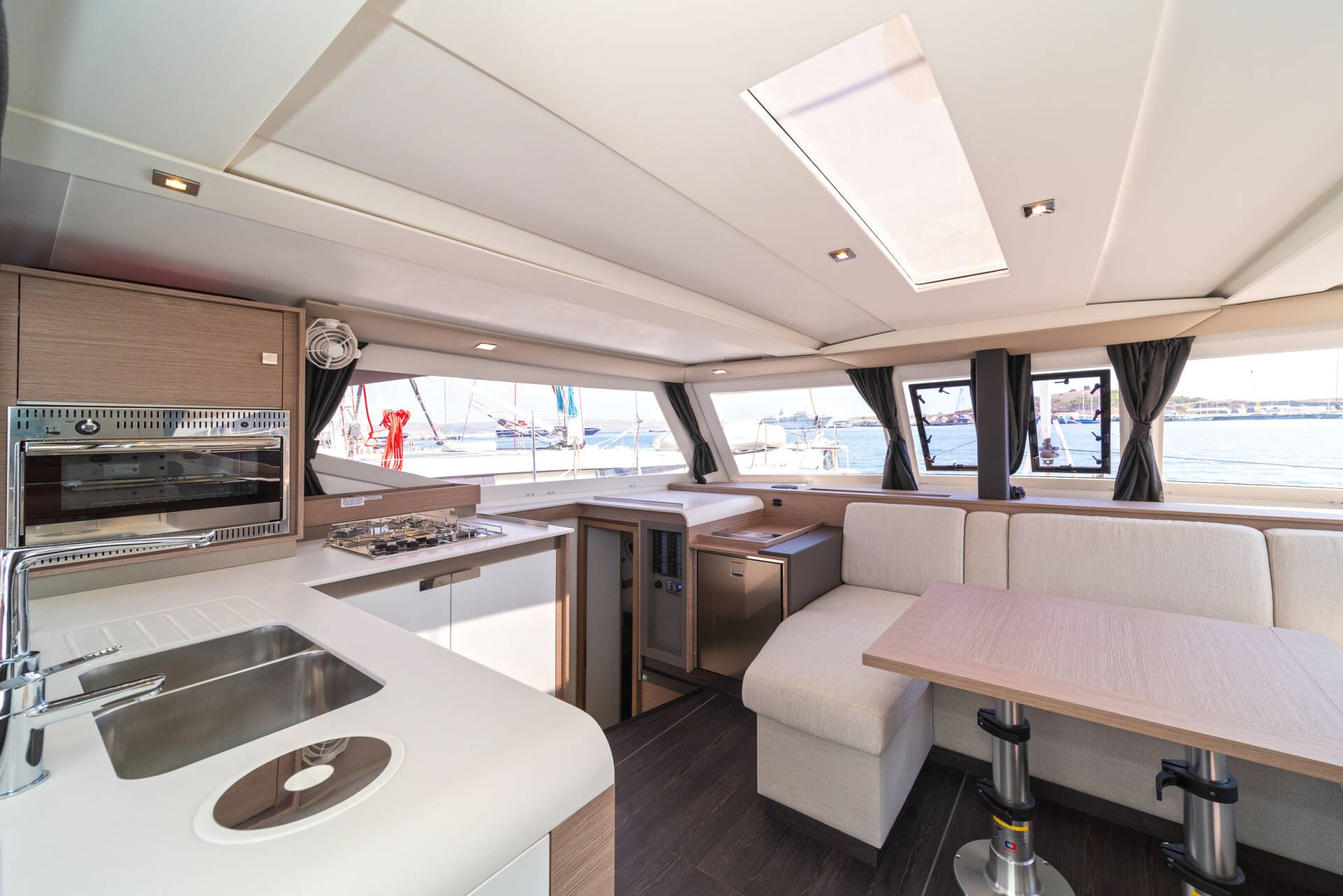 2024 Fountaine Pajot Isla 40 te koop (photo 7)