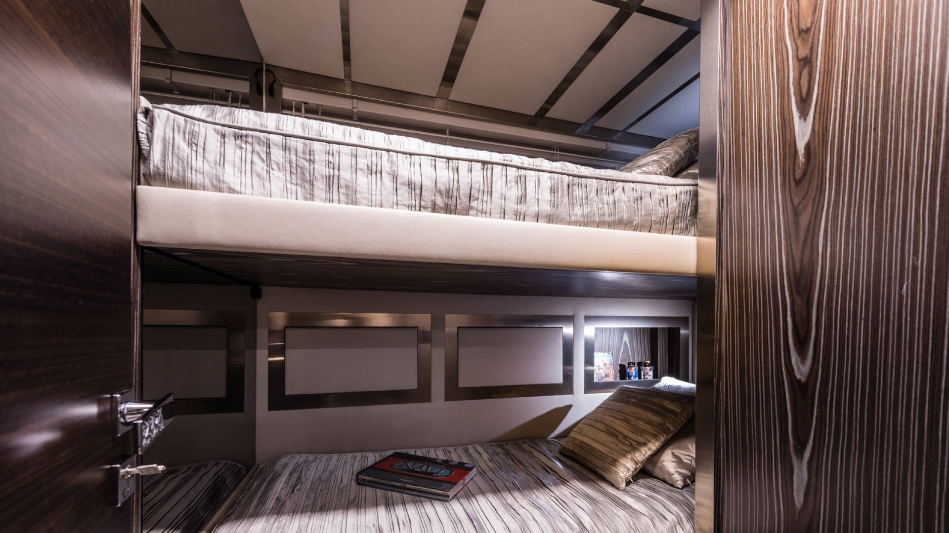 2014 Admiral Silent 76 à vendre (photo 17)
