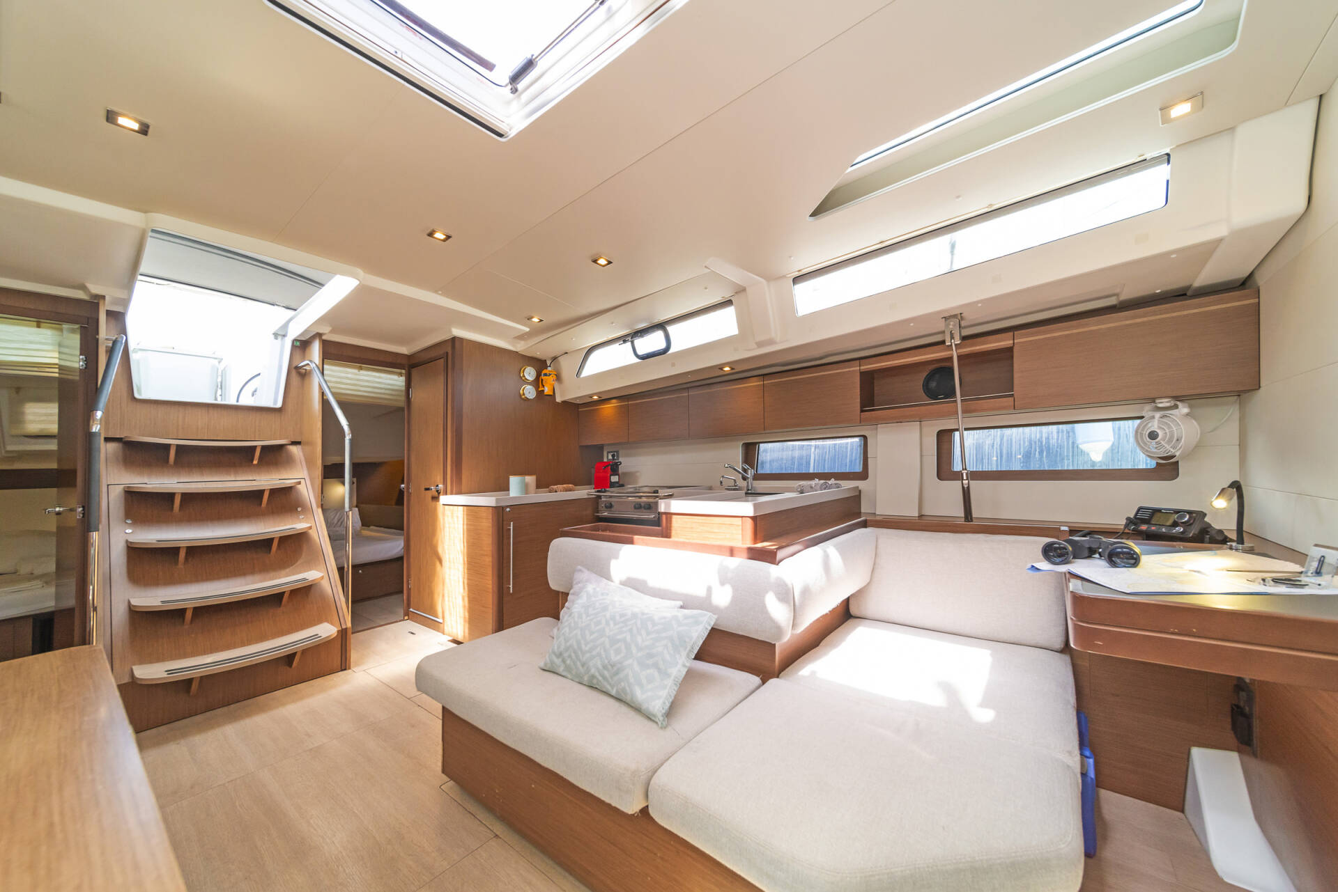 2020 Beneteau Oceanis 51.1 à vendre (photo 7)