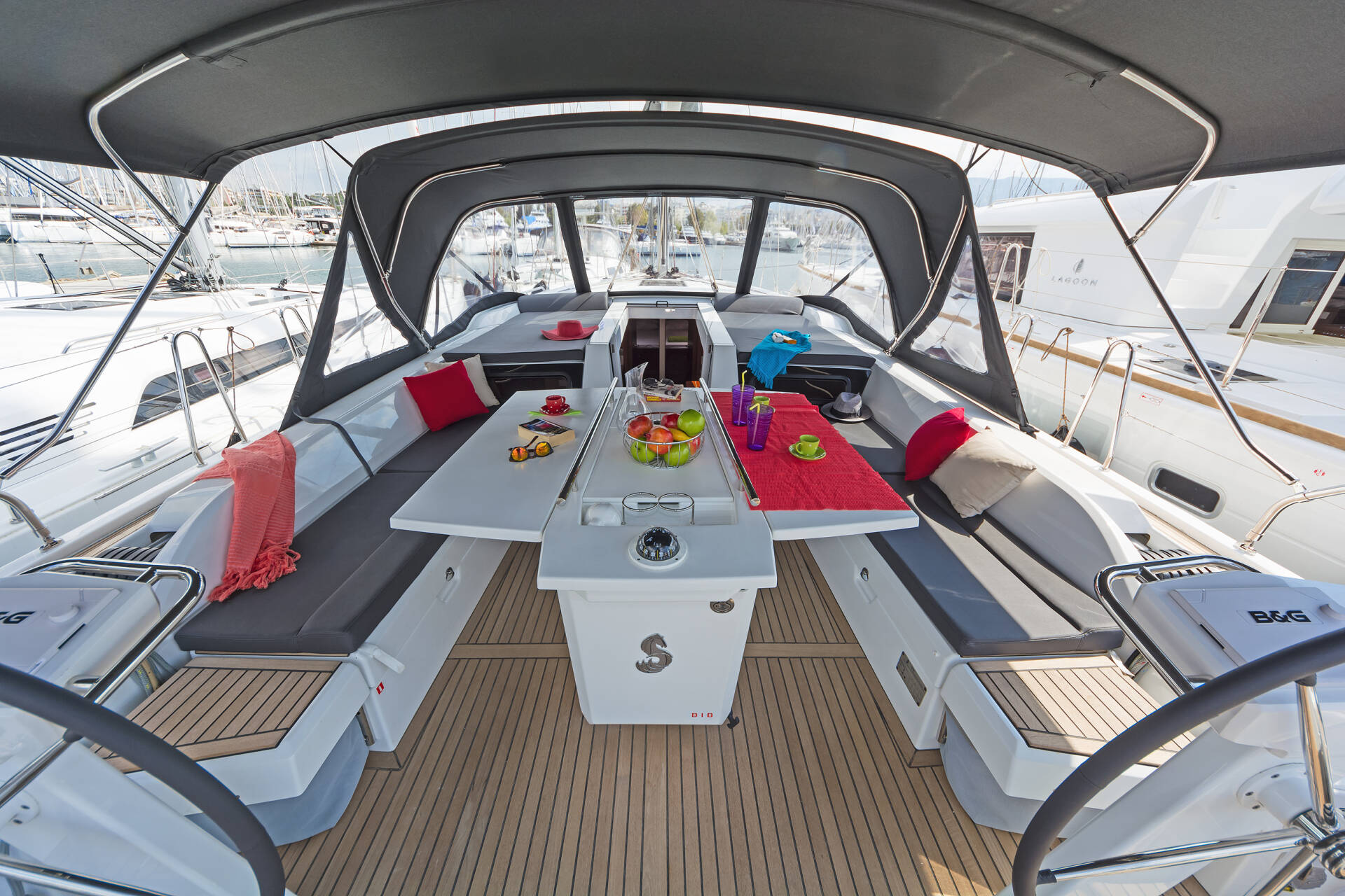 2019 Beneteau Oceanis 51.1 à vendre (photo 12)