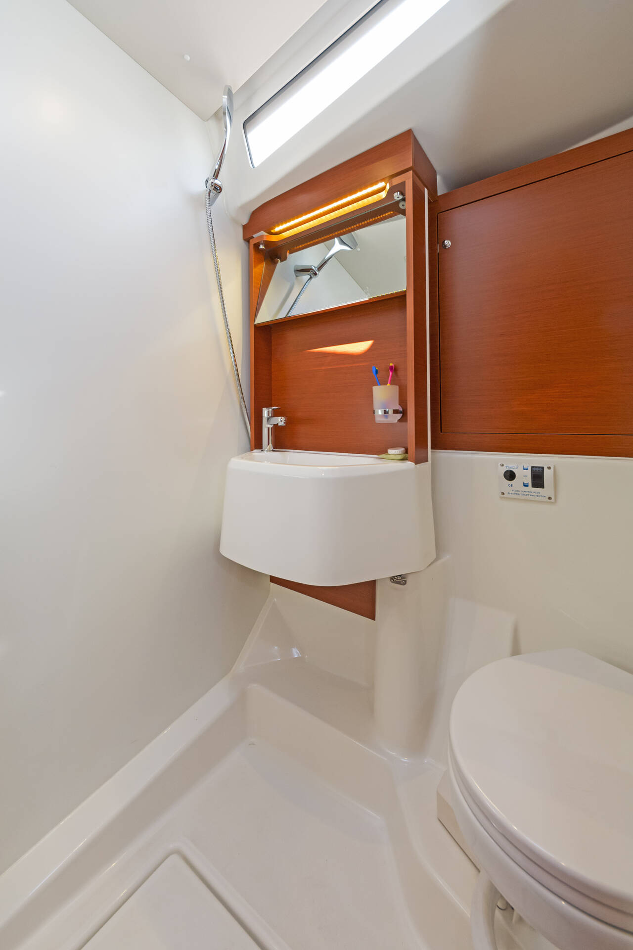 2019 Beneteau Oceanis 51.1 à vendre (photo 18)
