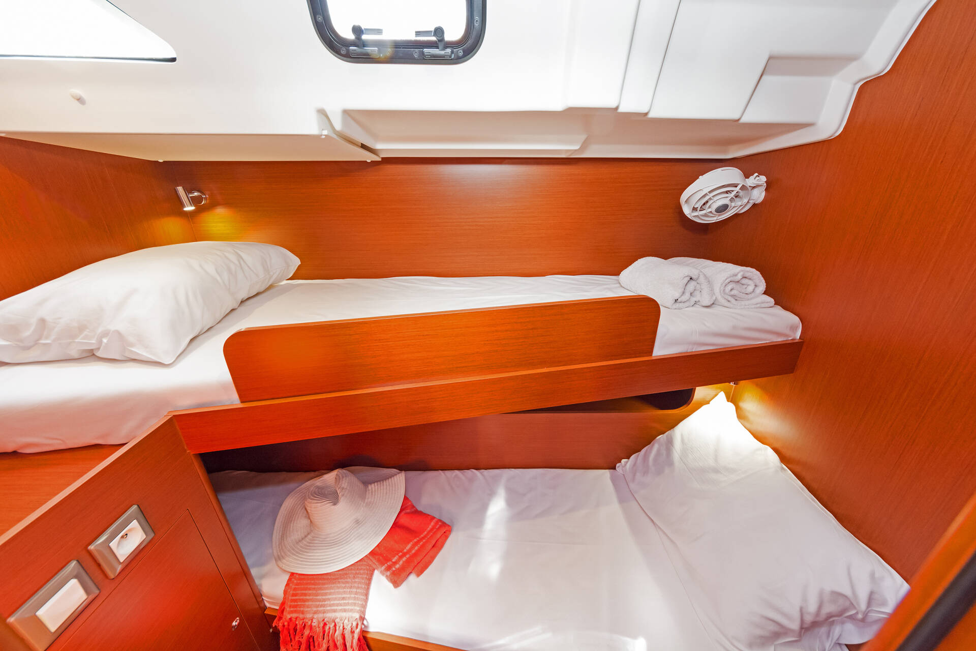 2019 Beneteau Oceanis 51.1 à vendre (photo 21)