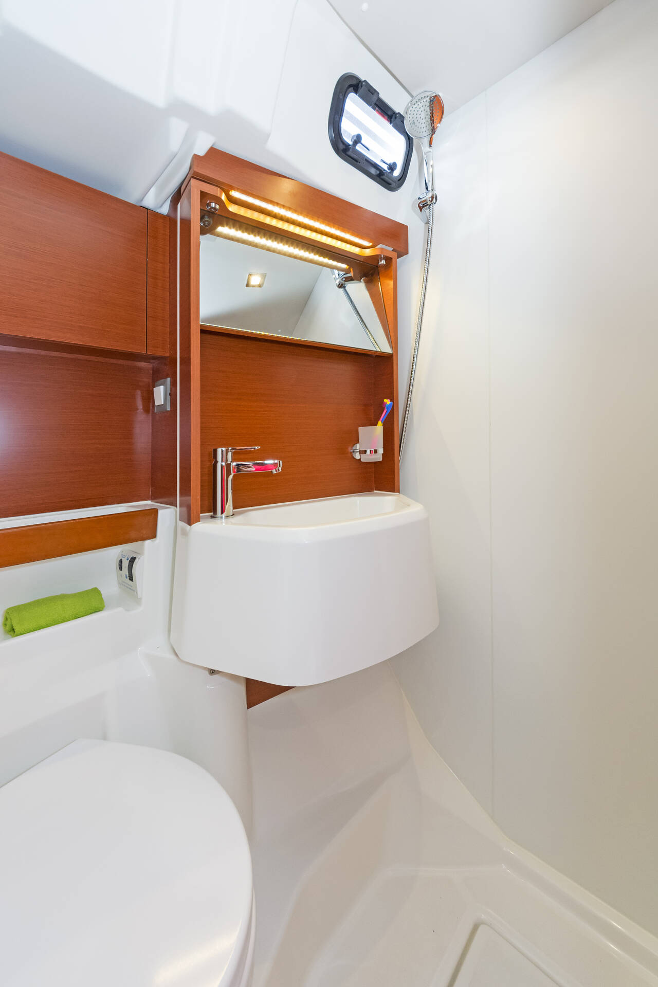2019 Beneteau Oceanis 51.1 à vendre (photo 24)