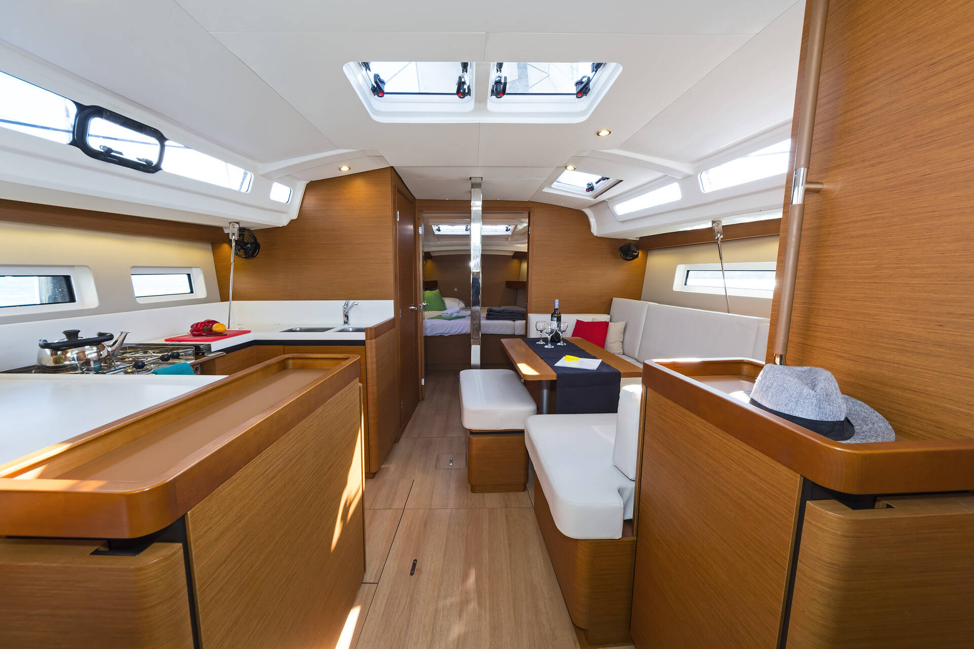 2020 Jeanneau Sun Odyssey 440 zu verkaufen (photo 11)