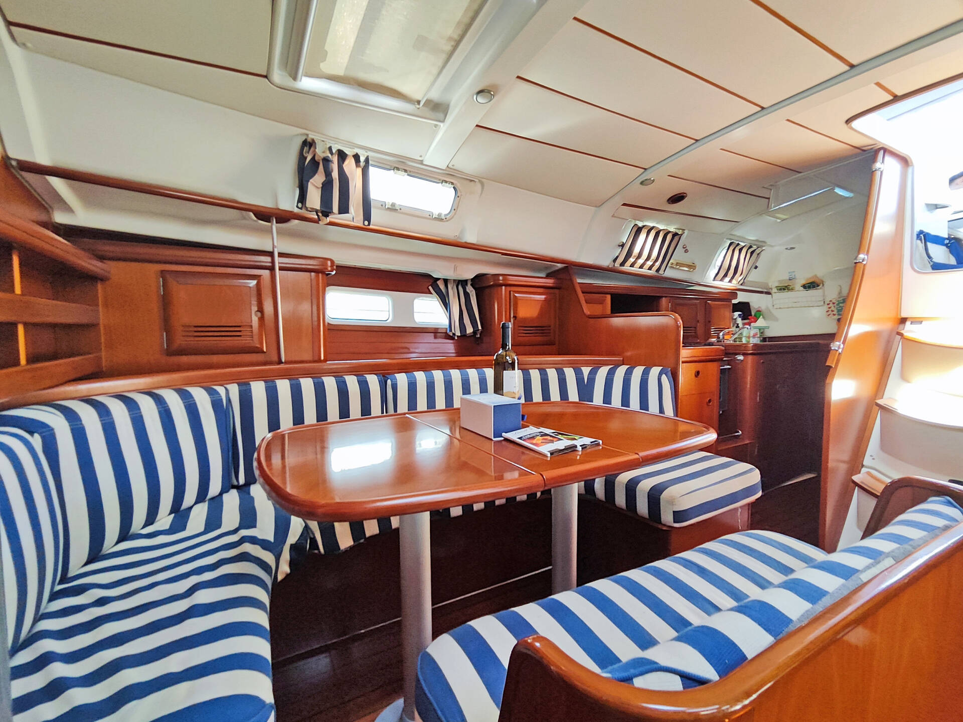 2001 Beneteau Oceanis 411 Clipper en venta (photo 7)