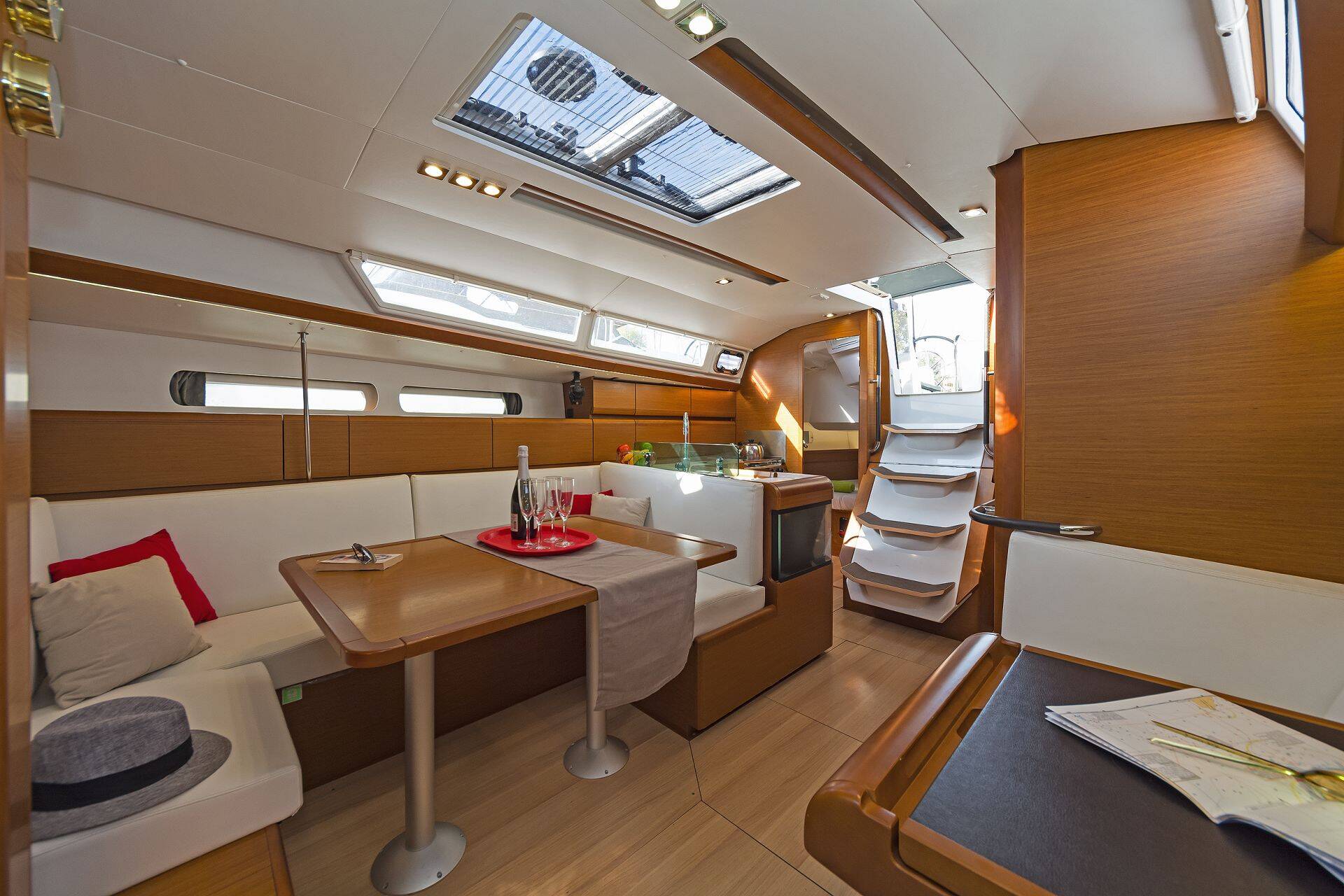 2018 Jeanneau Sun Odyssey 419 en venta (photo 7)