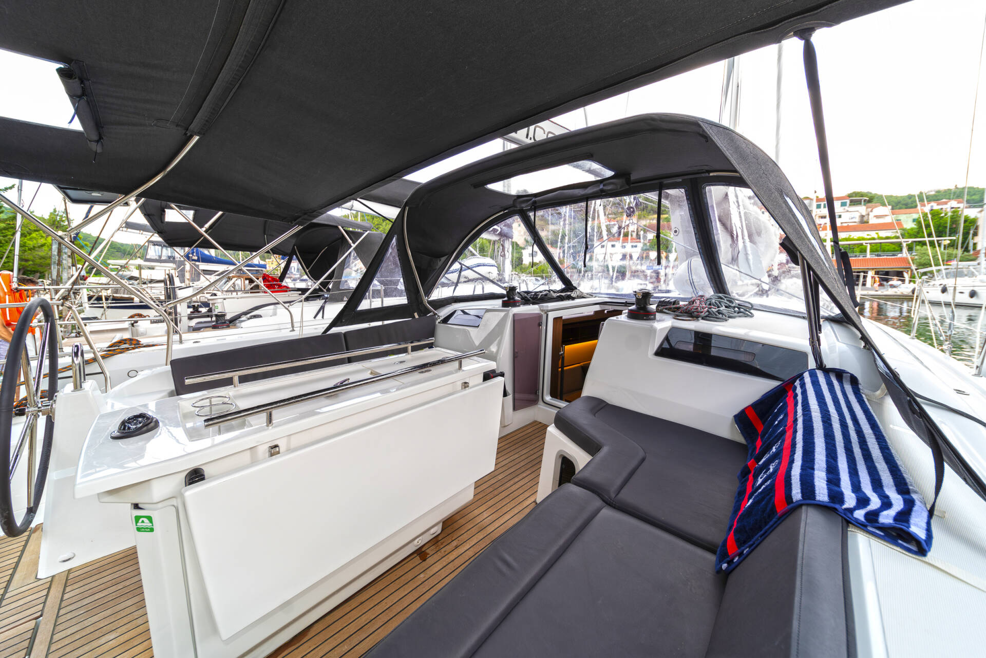 2023 Beneteau Oceanis 40.1 te koop (photo 8)