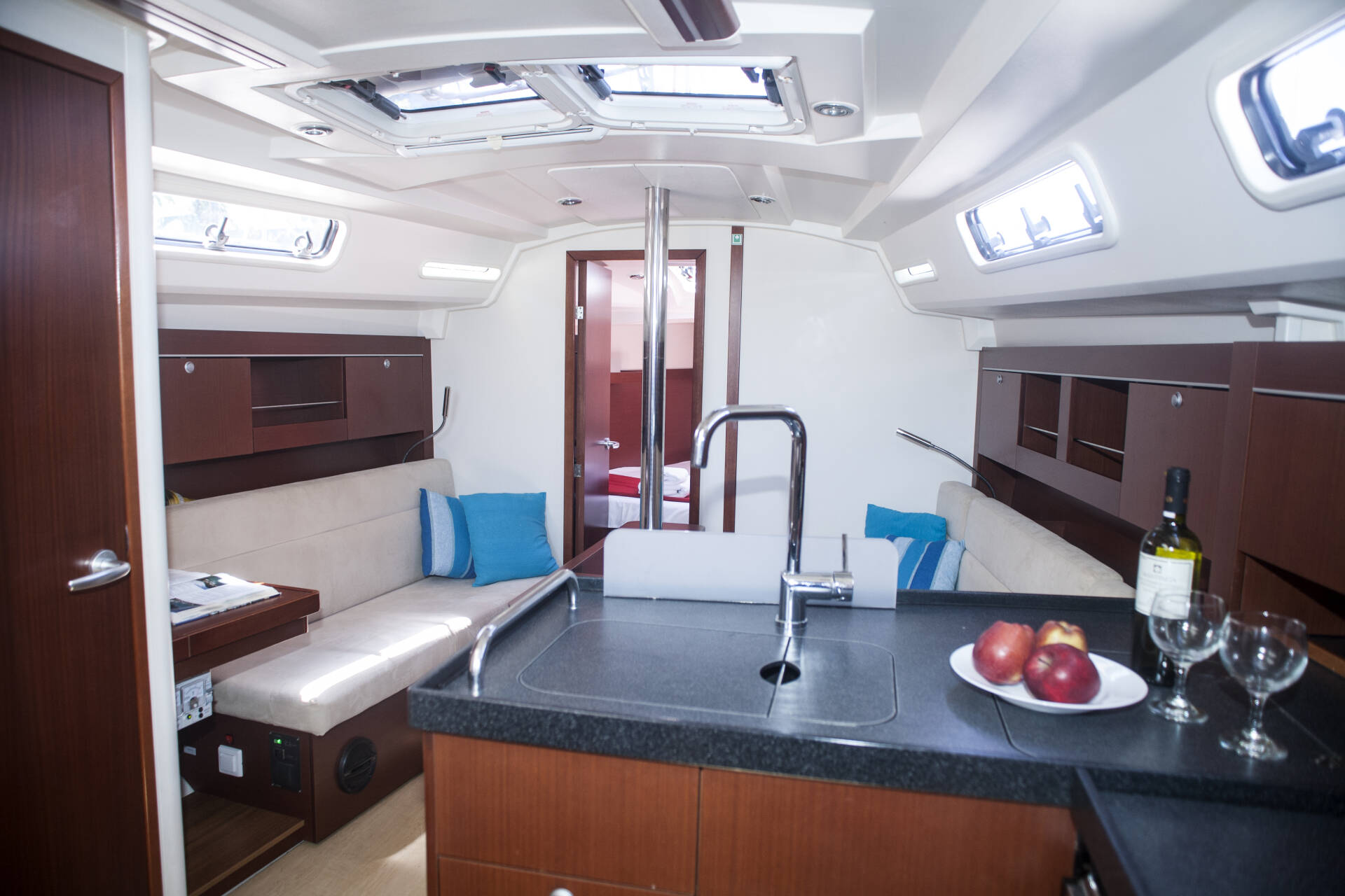 2013 Hanse 345 te koop (photo 15)