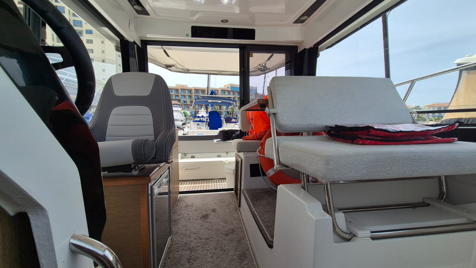 2023 Jeanneau Merry Fisher 895 te koop (photo 9)