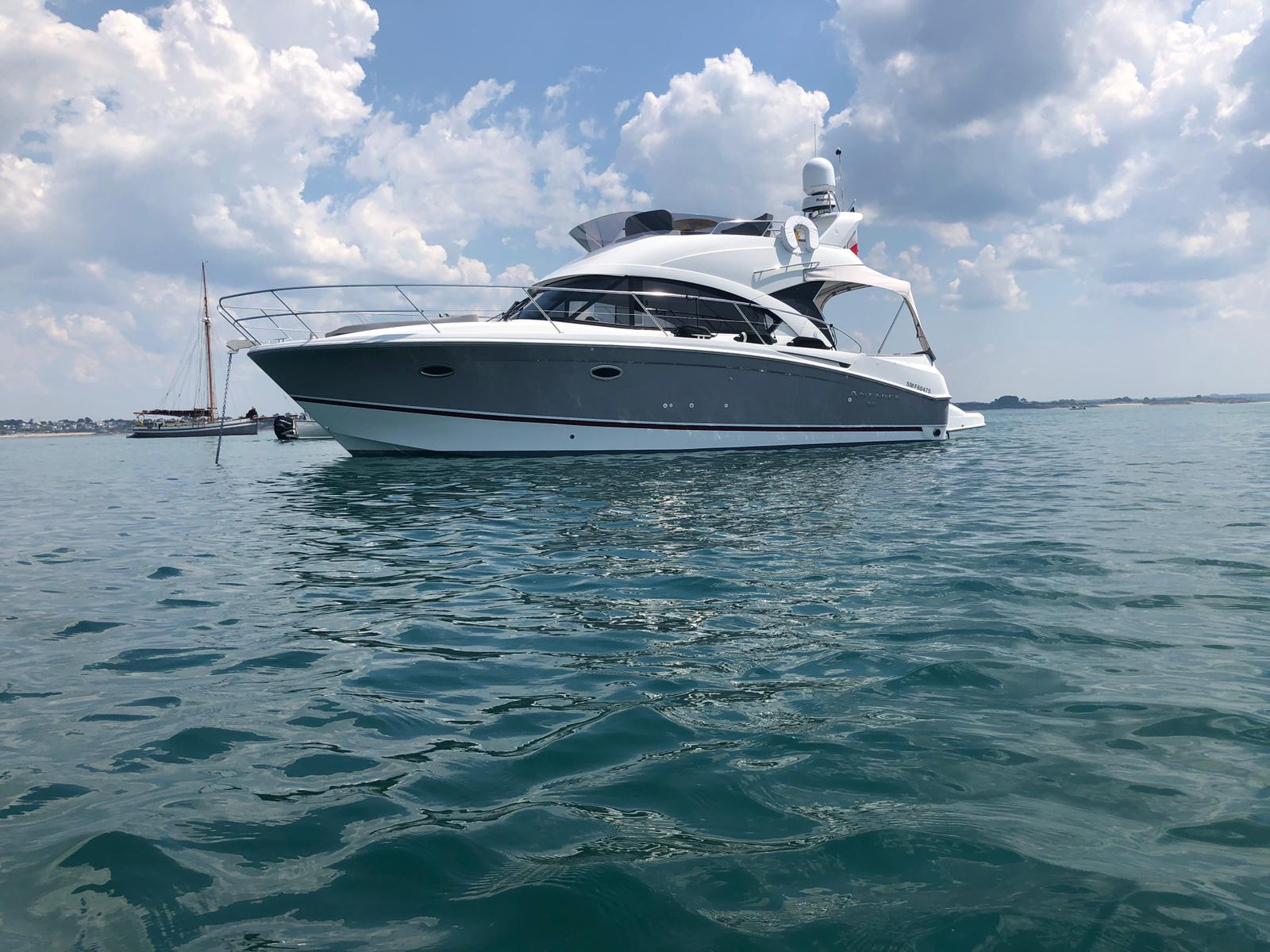 2017 BENETEAU ANTARES 36 FLY te koop (photo 2)