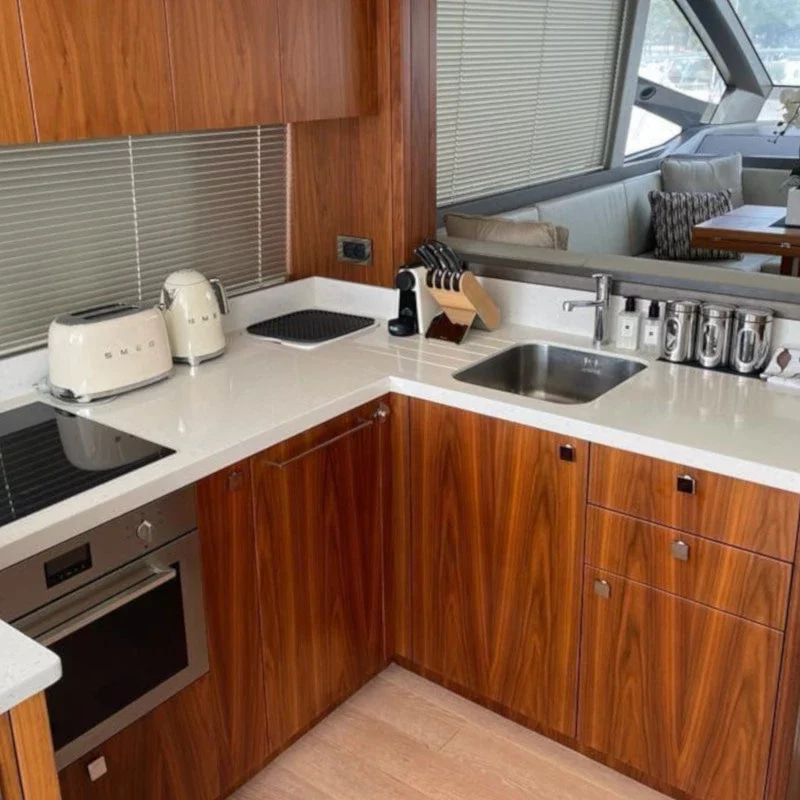 2018 Sunseeker Manhattan 52 en alquiler (photo 8)