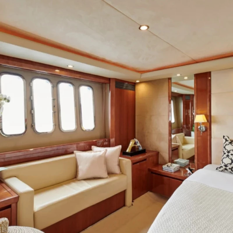 2007 Princess V70 for charter (photo 2)