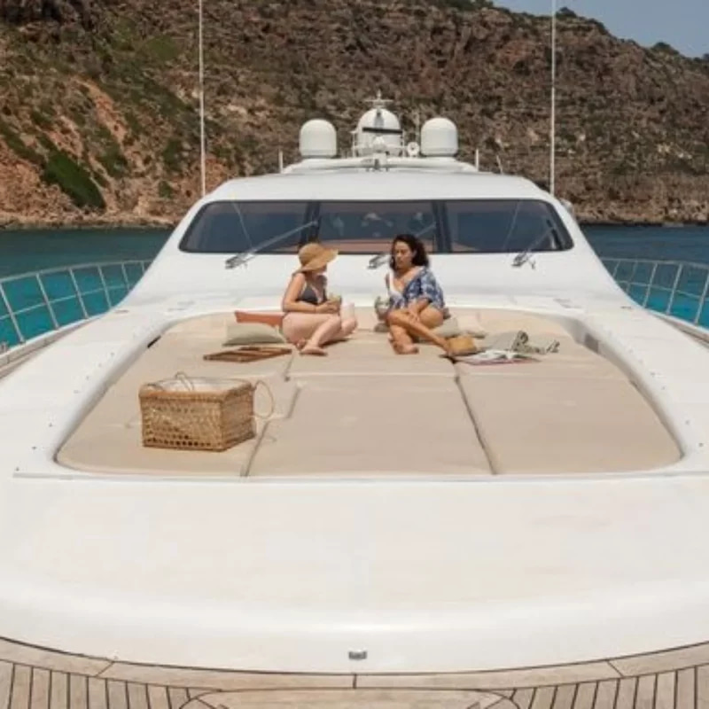 2021 Mangusta 108 zu chartern (photo 10)