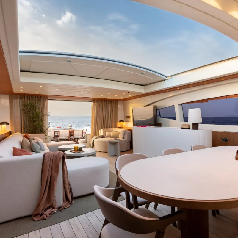 2021 Mangusta 108 zu chartern (photo 44)