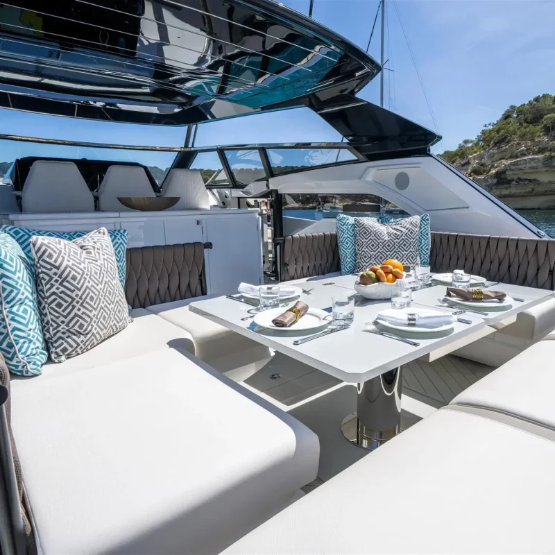 2025 Sunseeker Superhawk 55 à louer (photo 15)