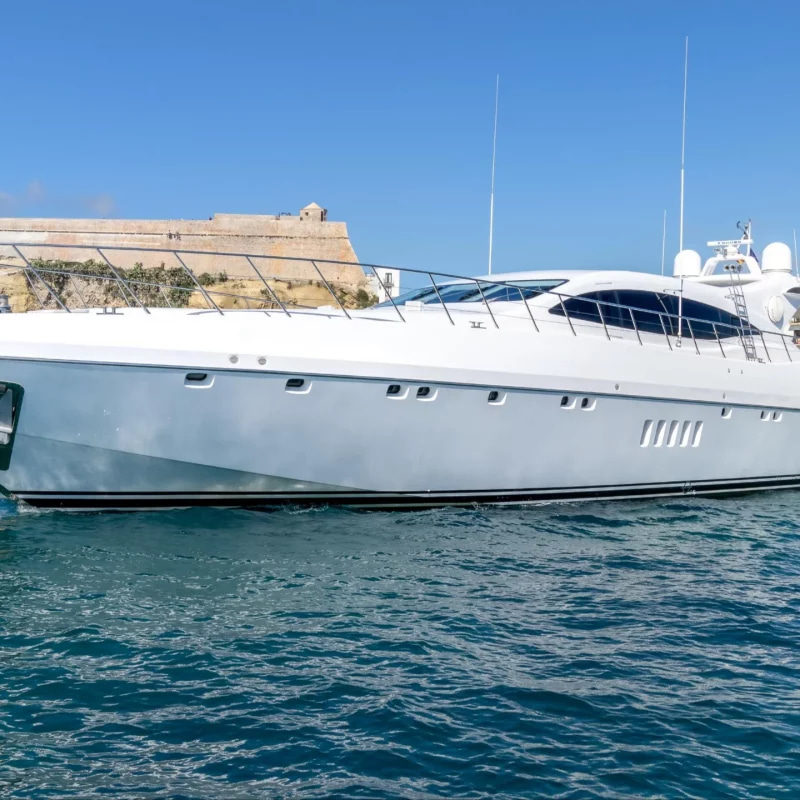 2003 Mangusta 108 for charter (photo 1)