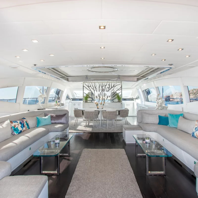 2003 Mangusta 108 for charter (photo 16)