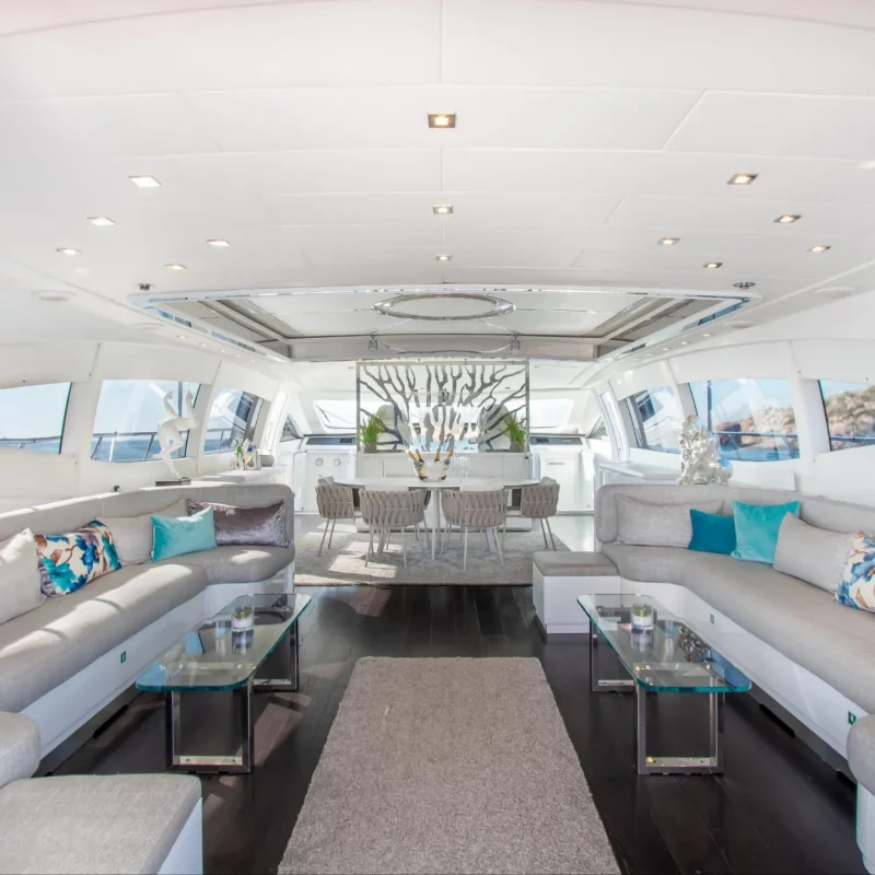 2003 Mangusta 108 for charter (photo 29)