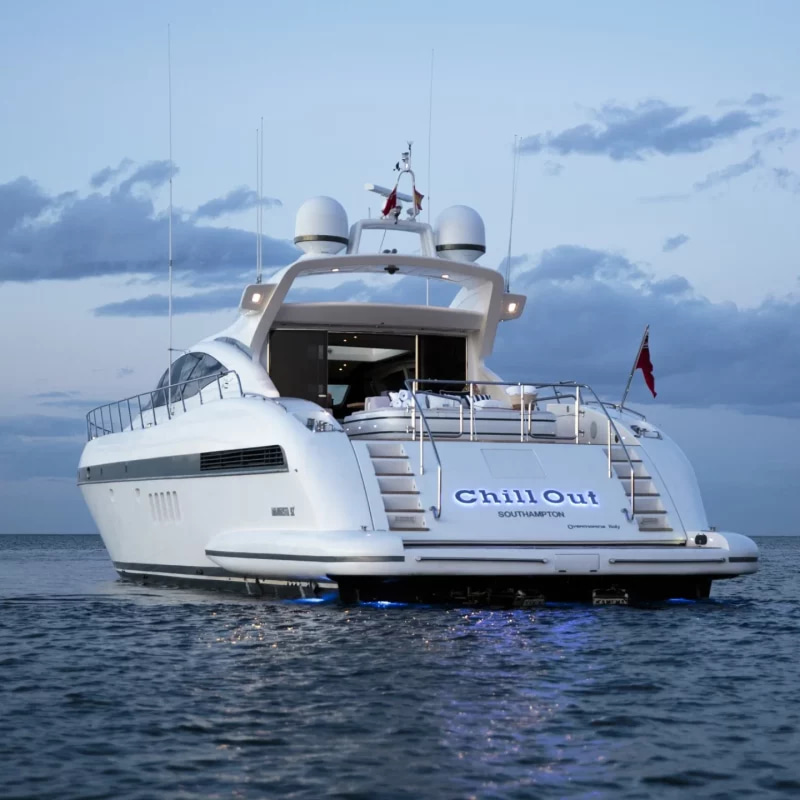 2006 Mangusta 92 te huur (photo 7)