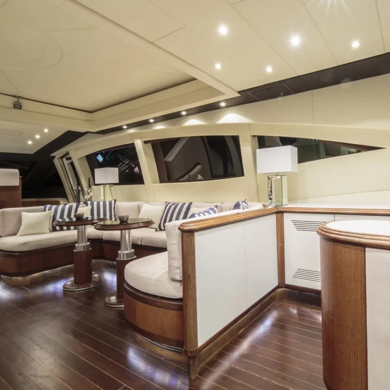 2006 Mangusta 92 te huur (photo 23)
