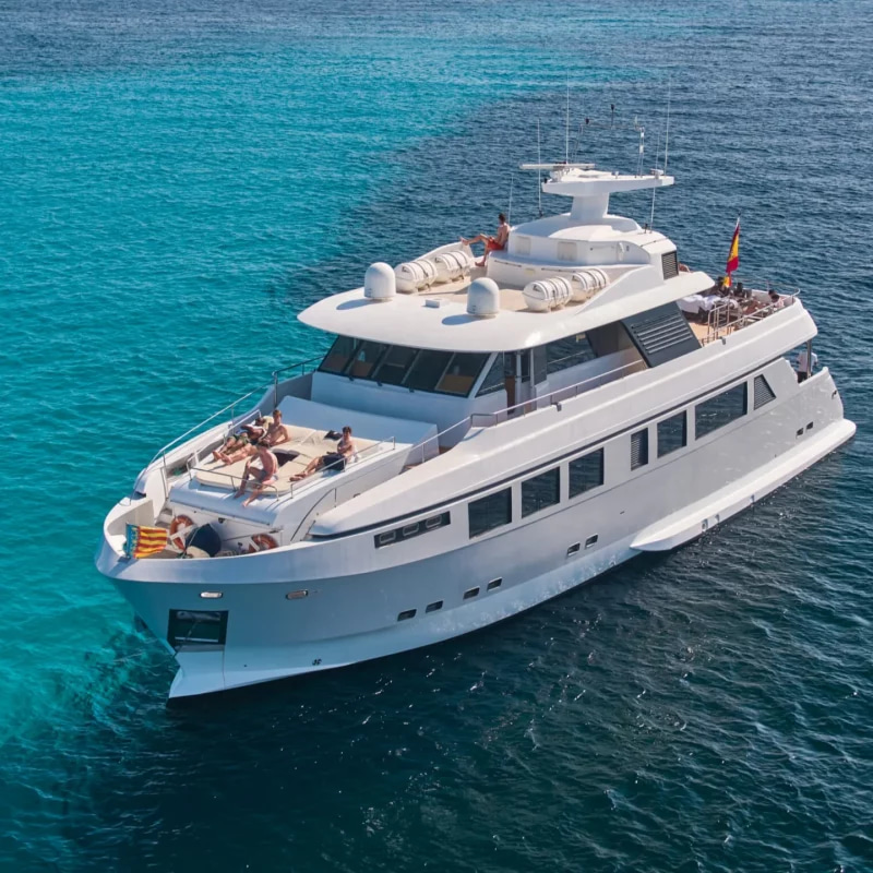 2010 Explorer 92 en alquiler (photo 2)