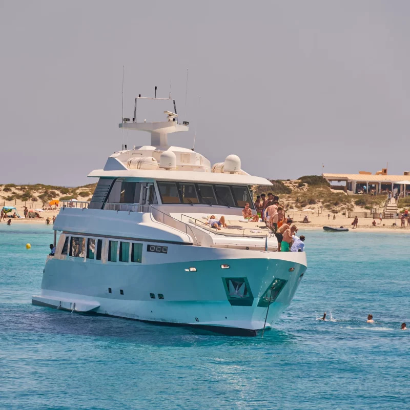 2010 Explorer 92 en alquiler (photo 6)