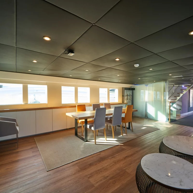 2010 Explorer 92 en alquiler (photo 12)