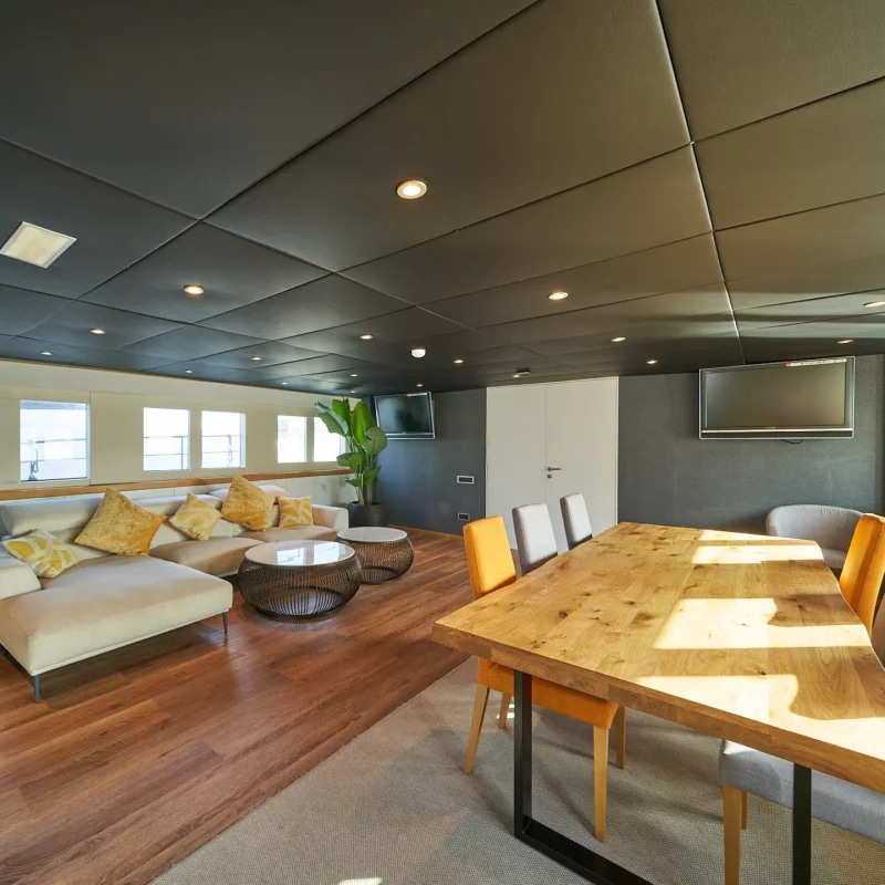 2010 Explorer 92 en alquiler (photo 13)