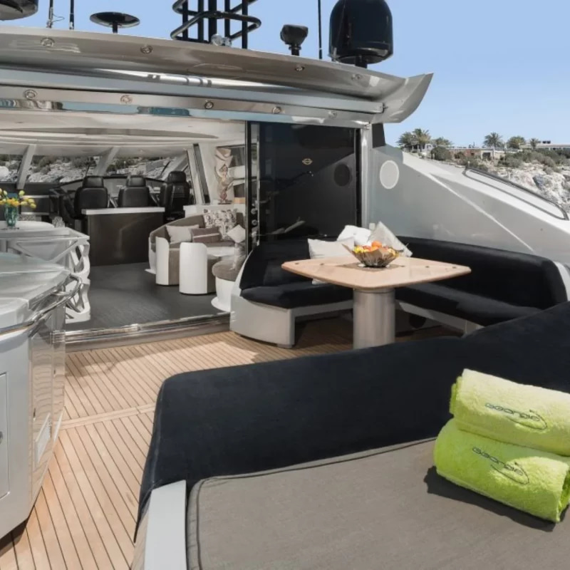 2007 Sunseeker Predator 82 te huur (photo 4)