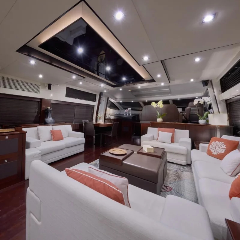 2010 Sunseeker Predator 84 en alquiler (photo 13)