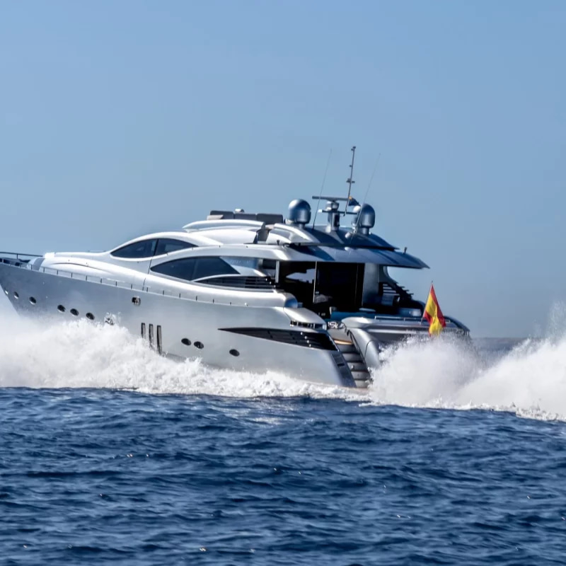 2018 Pershing 90 a noleggio (photo 4)