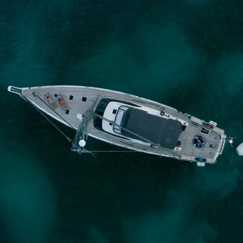 2014 Oyster 825 a noleggio (photo 12)