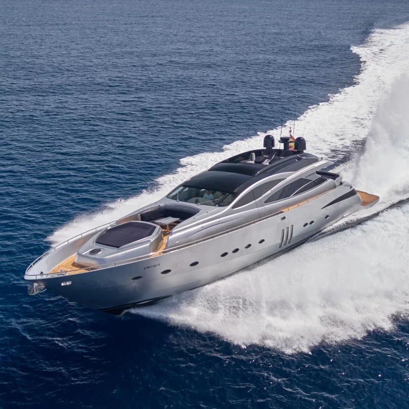2007 Pershing 90 a noleggio (photo 11)