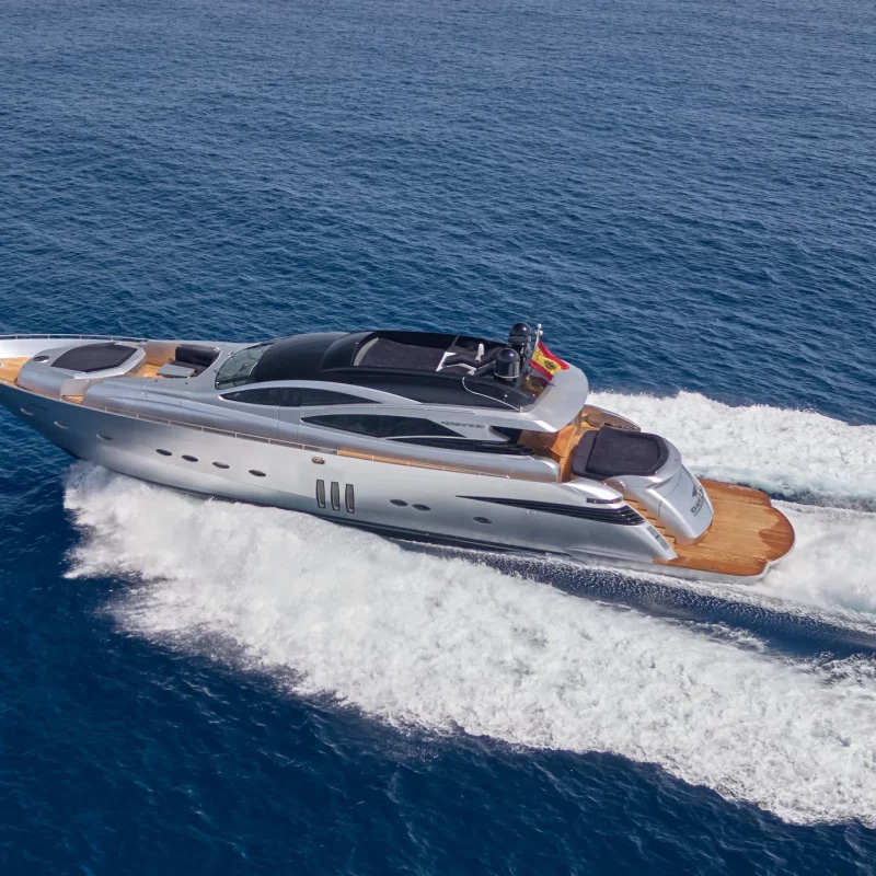 2007 Pershing 90 a noleggio (photo 12)