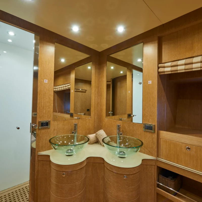 2008 Alfamarine 78 na czarter (photo 16)