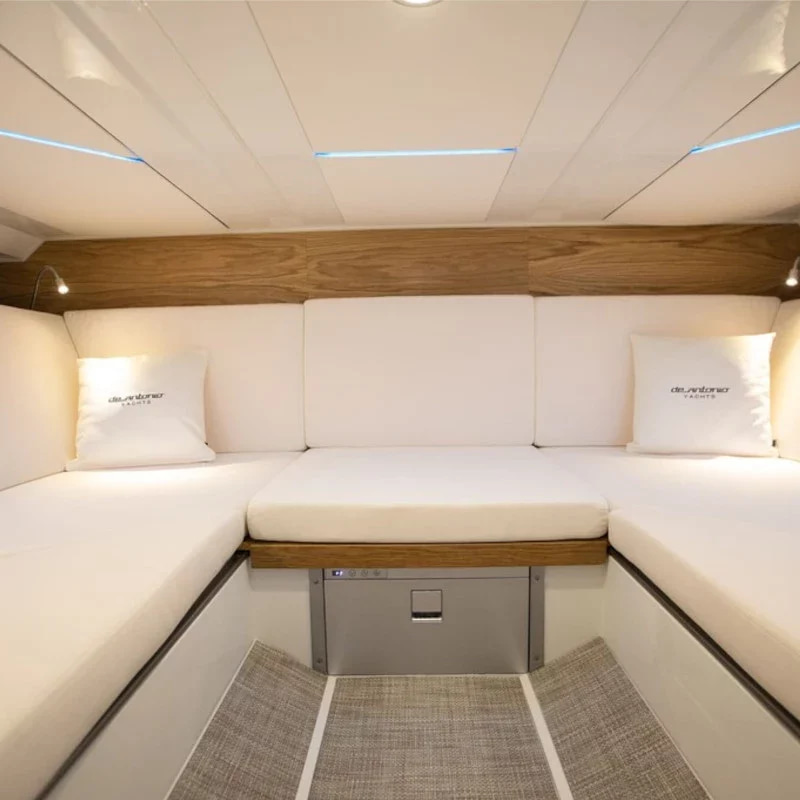 2025 De Antonio Yachts D36 Open à louer (photo 5)