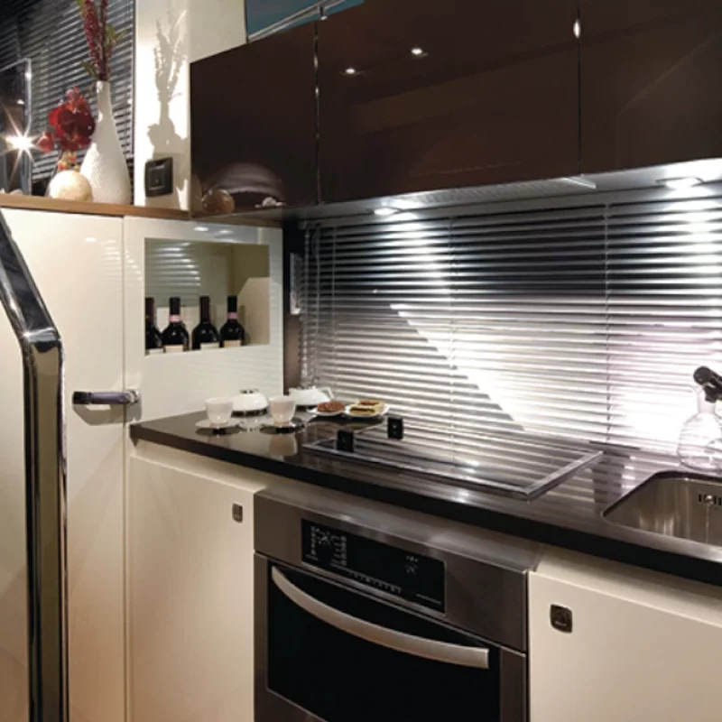 2013 Sessa Marine 40 Fly na czarter (photo 6)