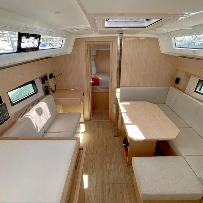 2023 Bavaria C38 à louer (photo 4)