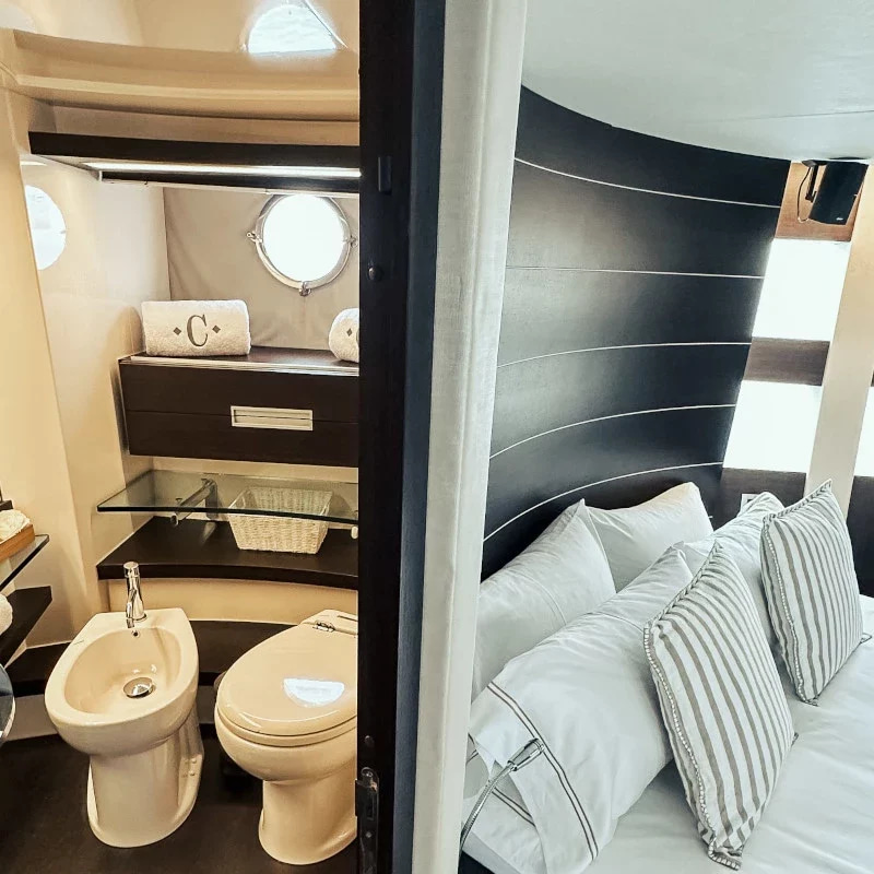 2007 Azimut 68S for charter (photo 6)