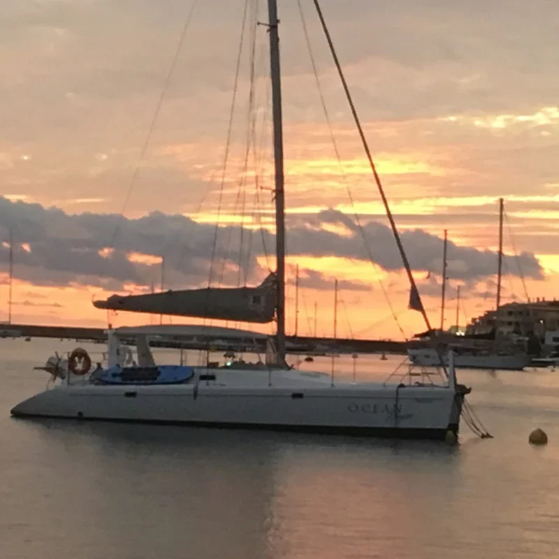2007 Voyage Yachts DC45 te huur (photo 3)