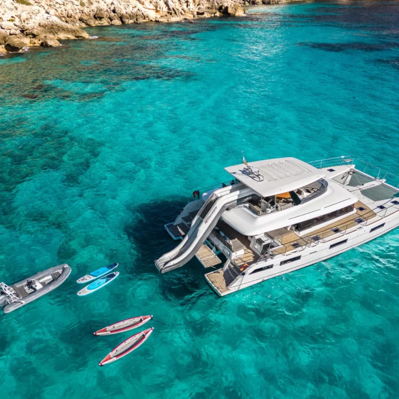 2015 Lagoon 630 for charter (photo 3)