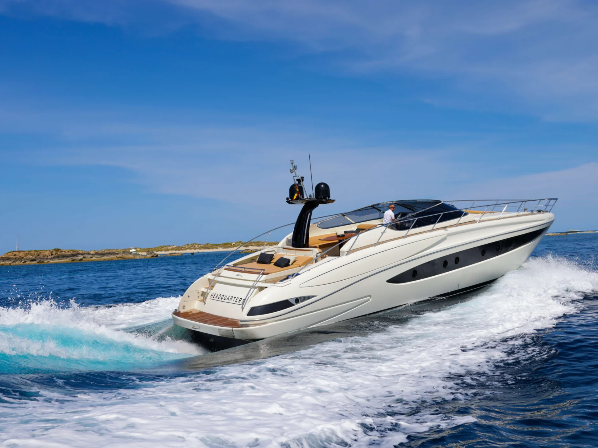 2011 Riva Virtus 63 te huur (photo 6)