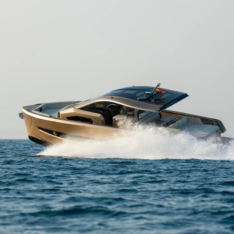 2025 Tesoro T50 Speciale for charter (photo 5)
