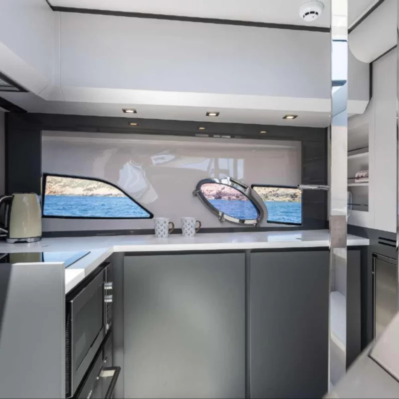 2023 Pershing 5X à louer (photo 18)