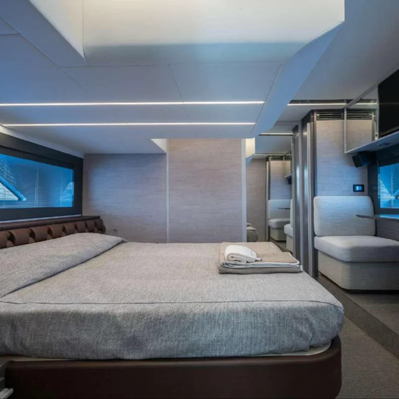 2023 Pershing 5X à louer (photo 23)