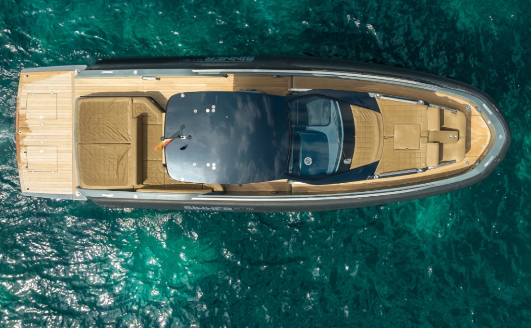 2019 SACS Marine Rebel 40 à louer (photo 2)