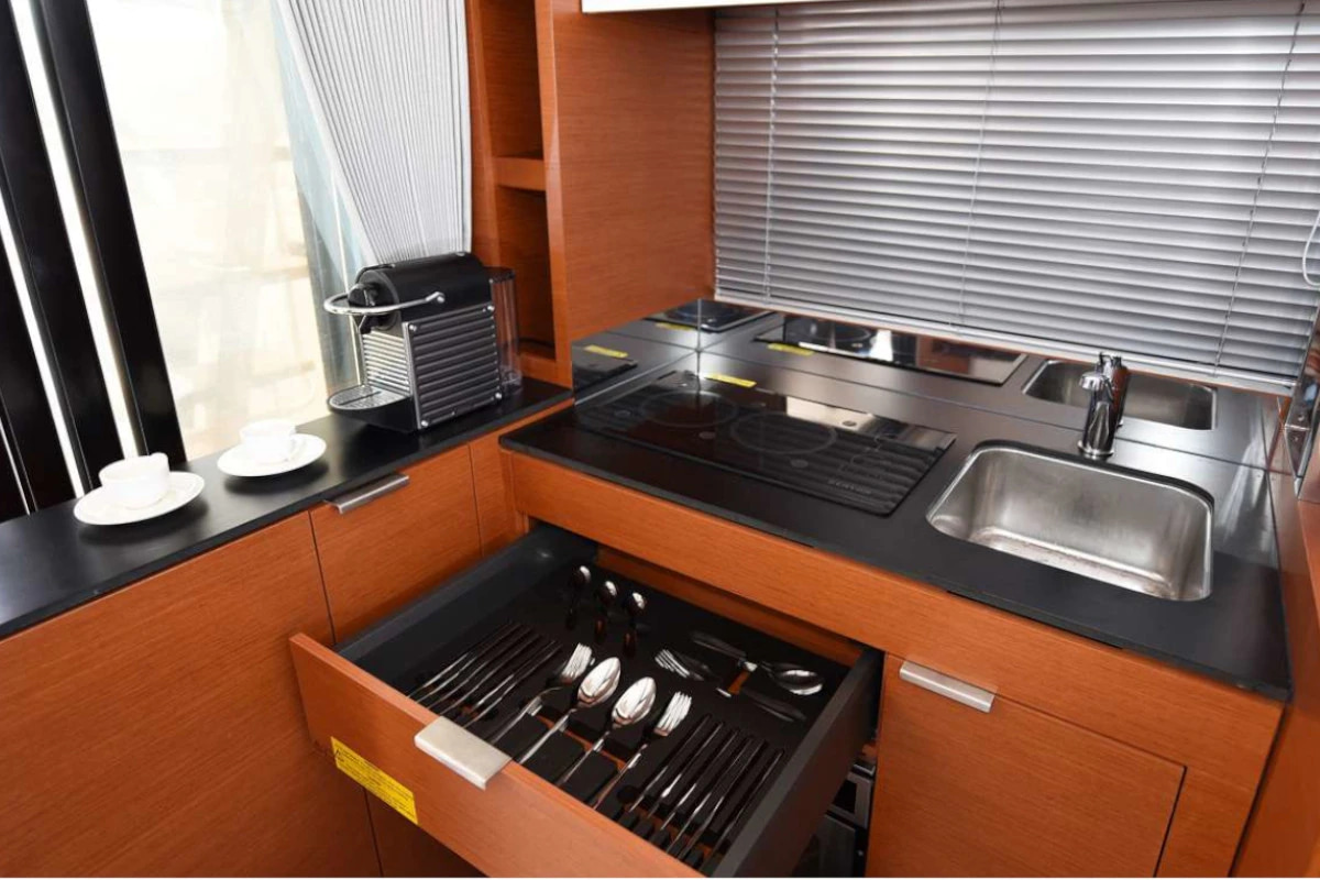 2020 Prestige 420 Fly for charter (photo 6)